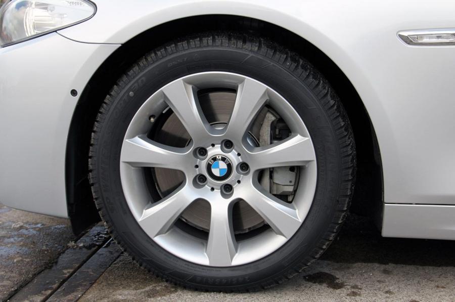  BMW M550d xDrive 2012 года  (фото 39 из 175)
